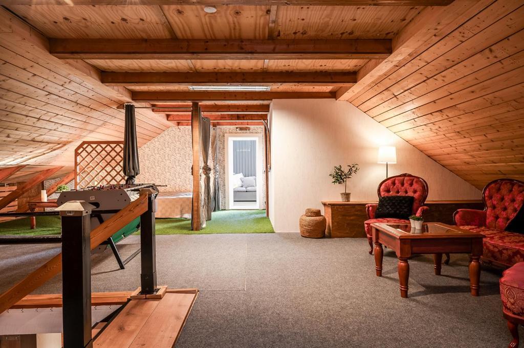 Unique Rustic Property In Skane Linderod Екстер'єр фото