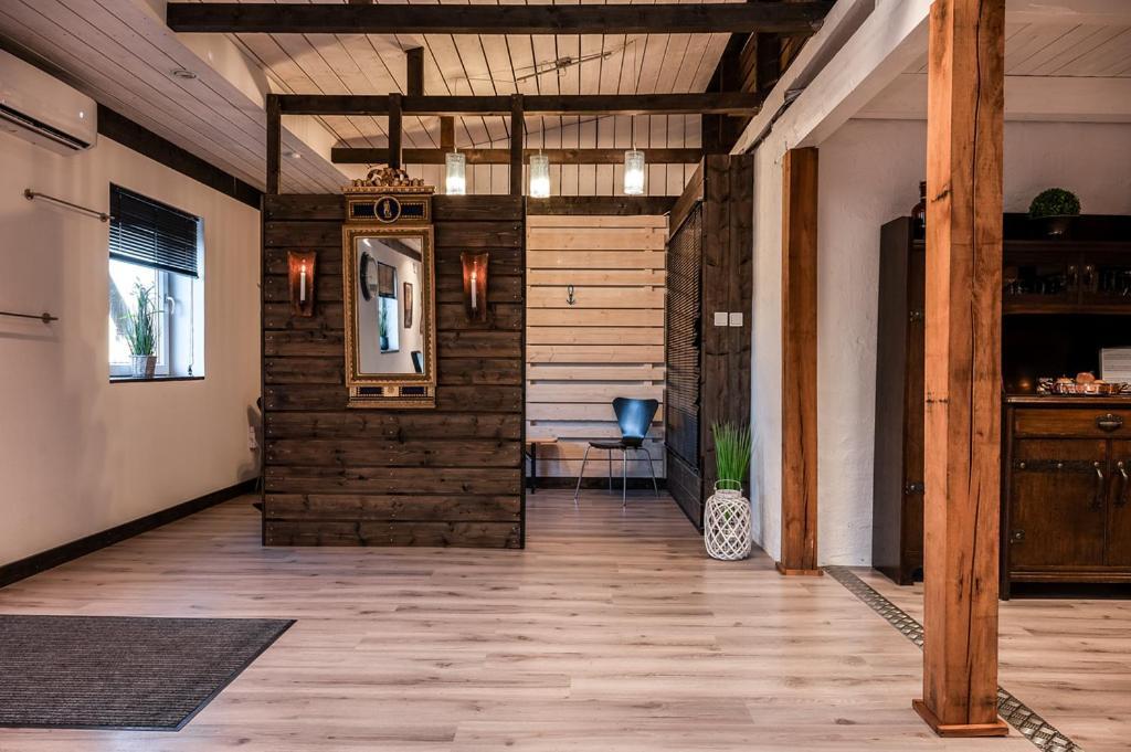Unique Rustic Property In Skane Linderod Екстер'єр фото